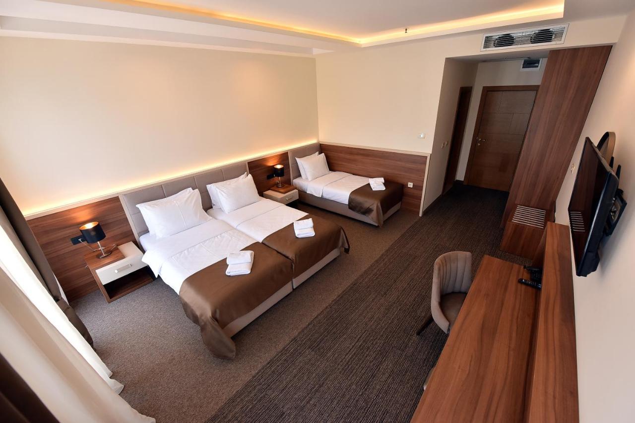 Comfort Triple Room