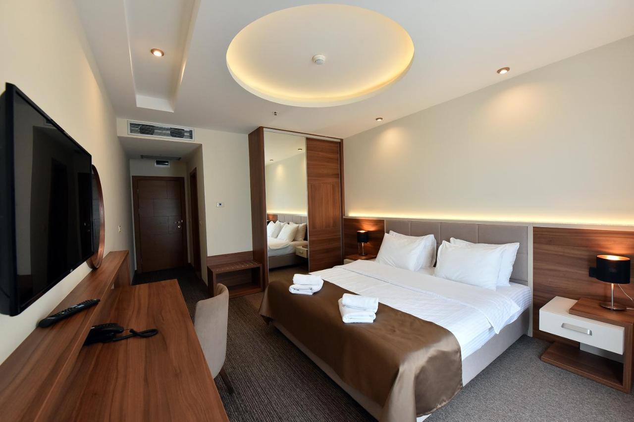 Deluxe Single Room