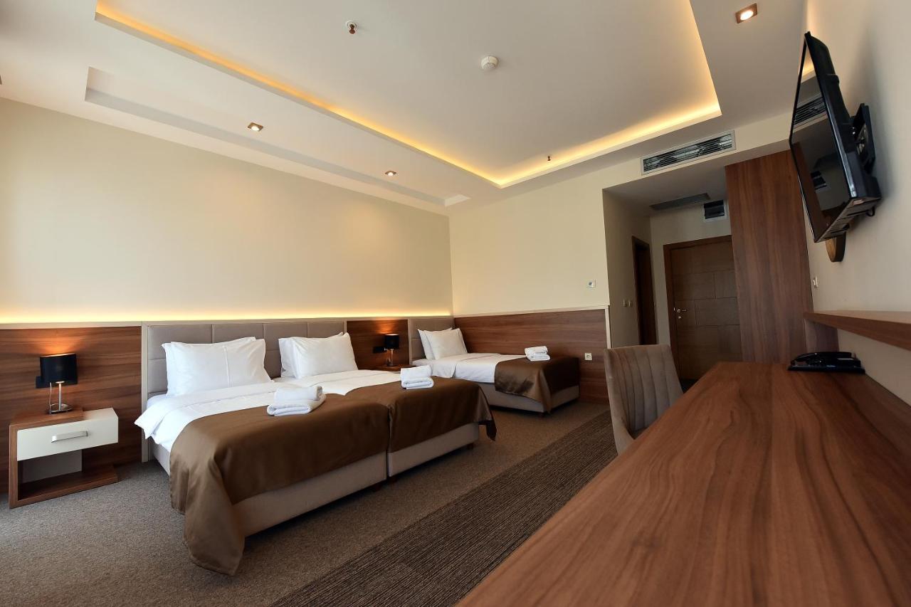 Comfort Triple Room