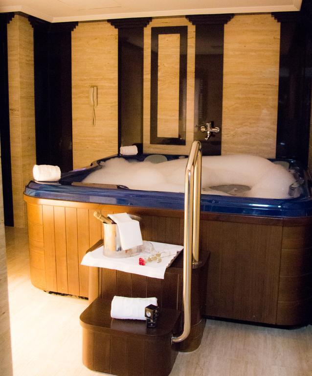 Suite Grand con Jacuzzi®