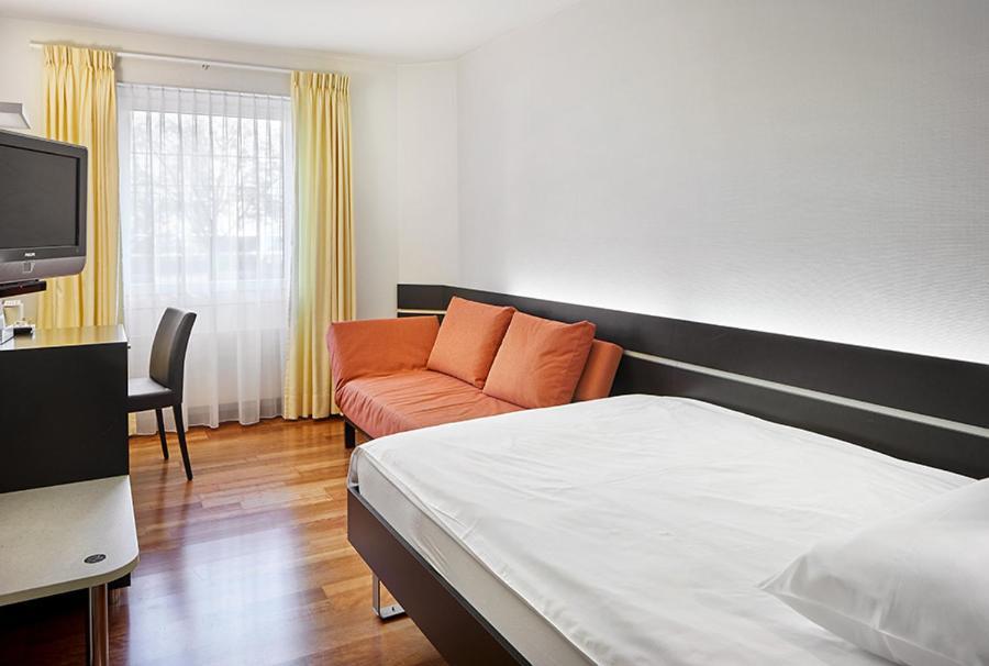 Habitación Doble Económica - 1 cama grande