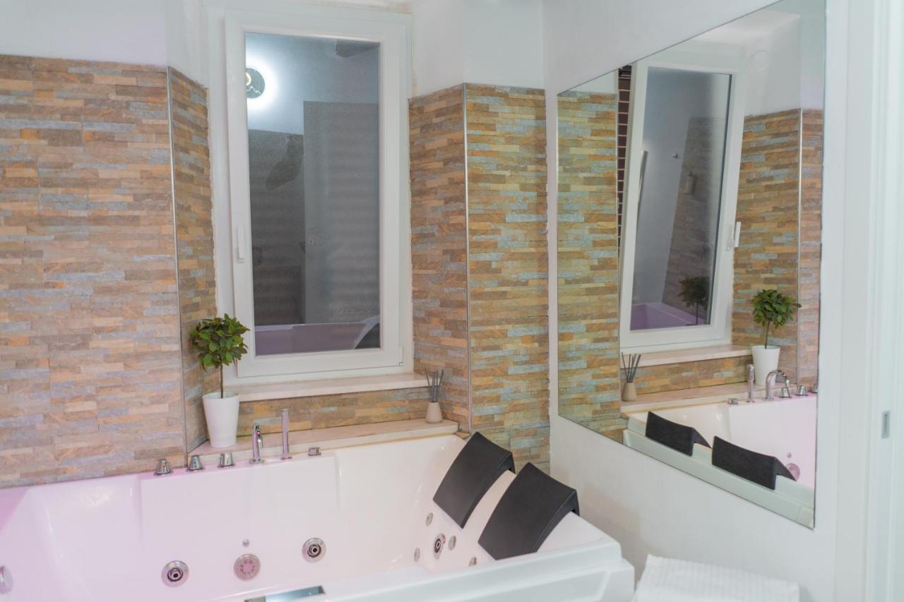 Double Room Spa Bath