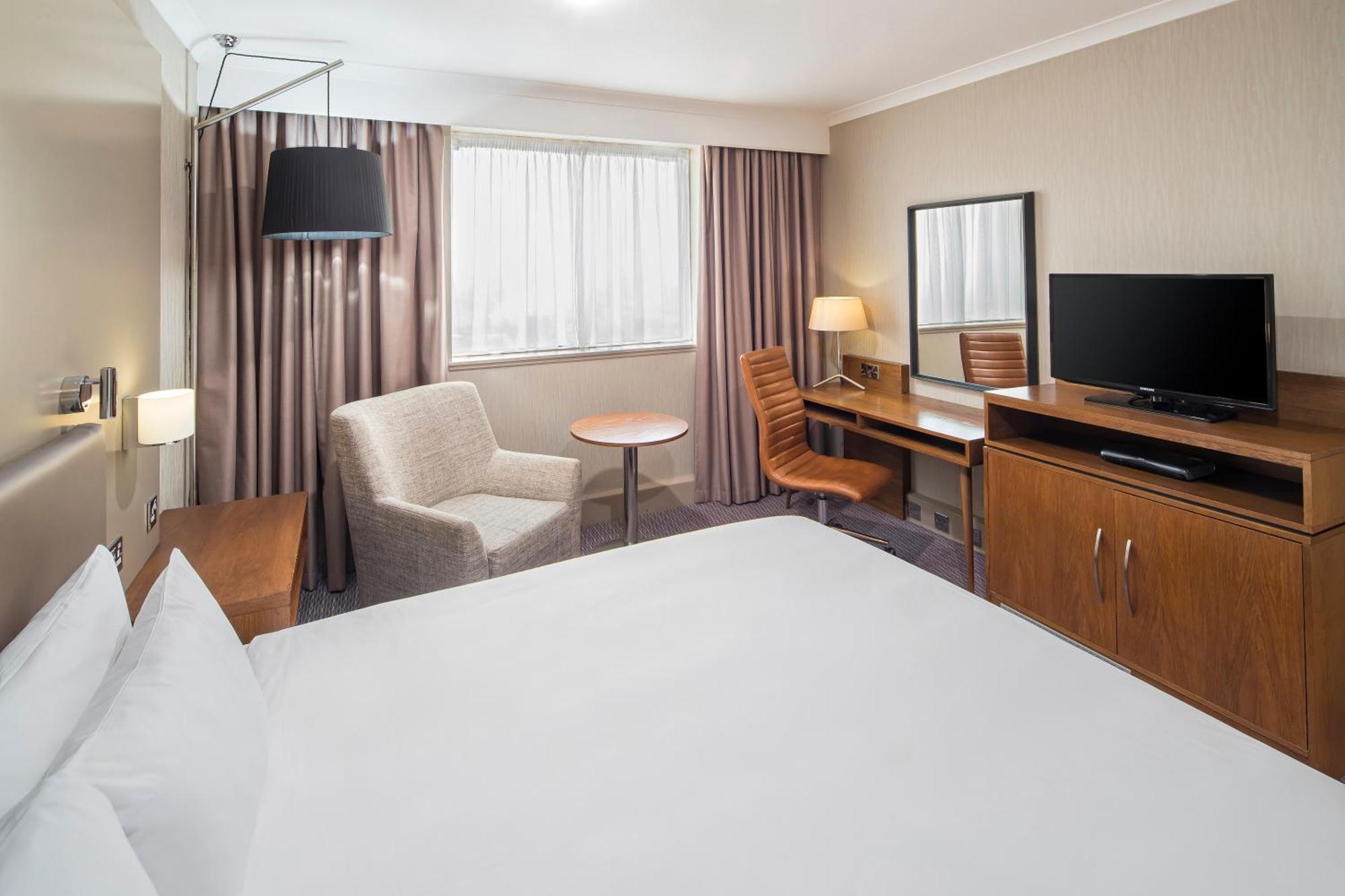 Habitación Estándar con cama grande y vistas al río