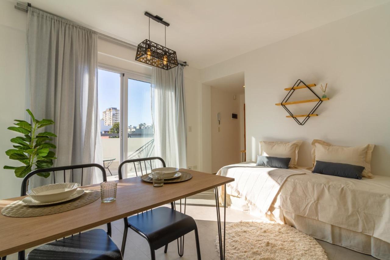 Estudio con terraza