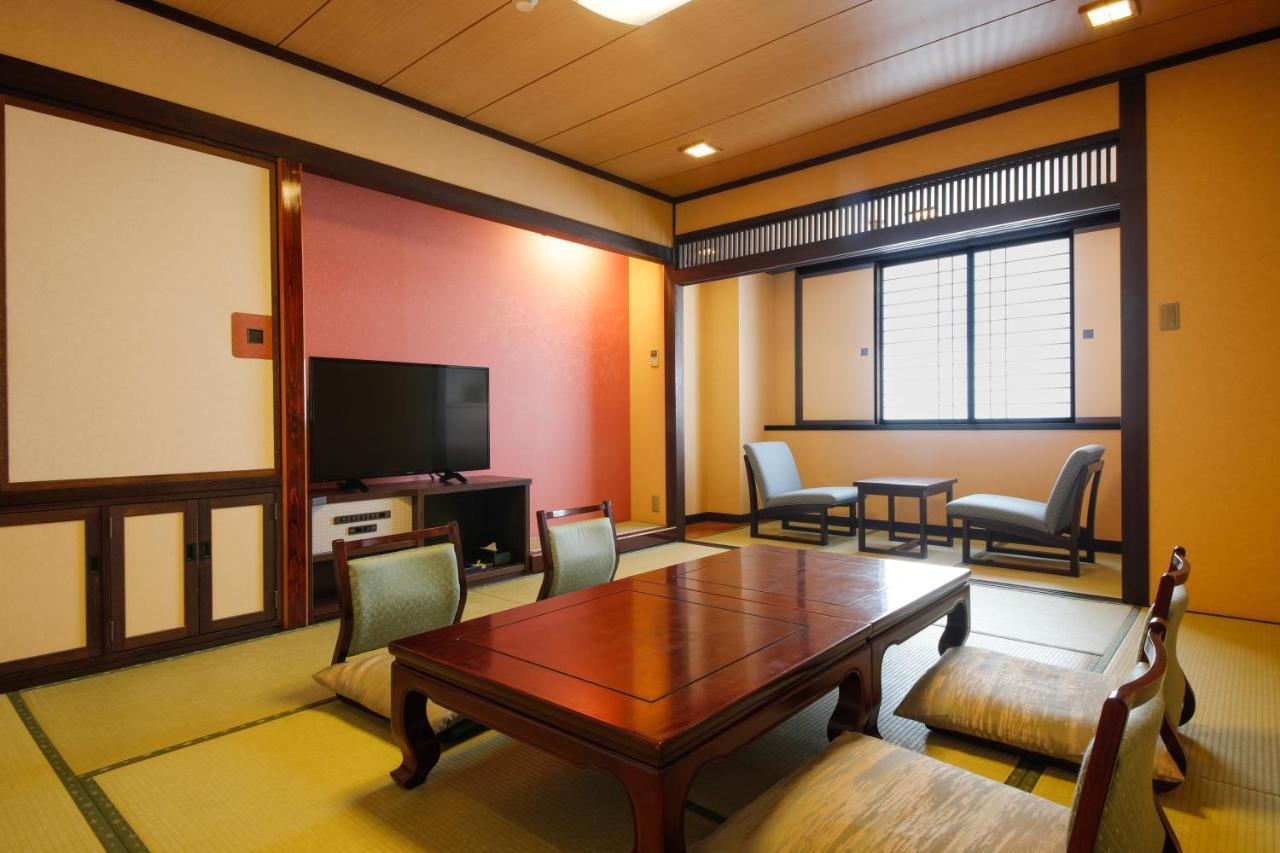 Japanese-Style Room - Non-Smoking - Main Wing,404088561:JPEG