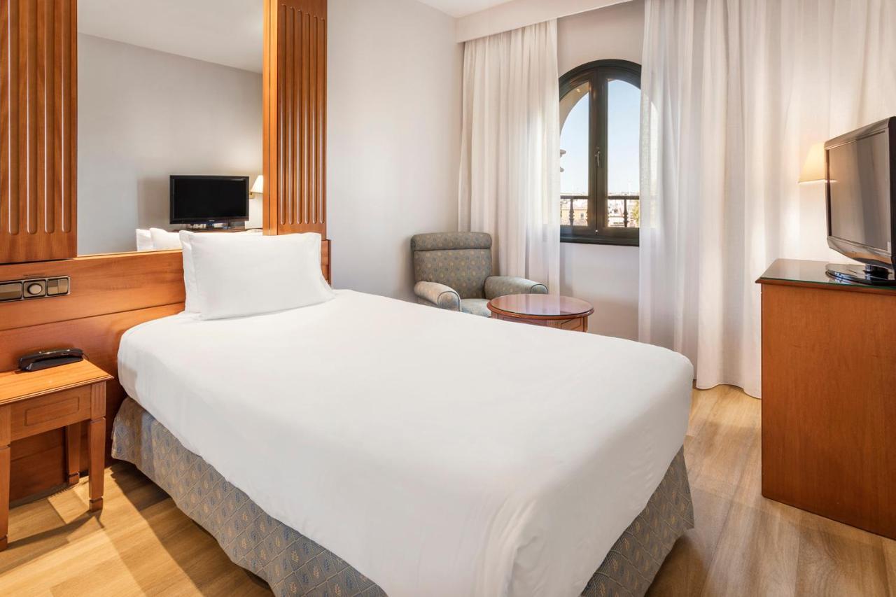 Single Room,1415763696:JPEG