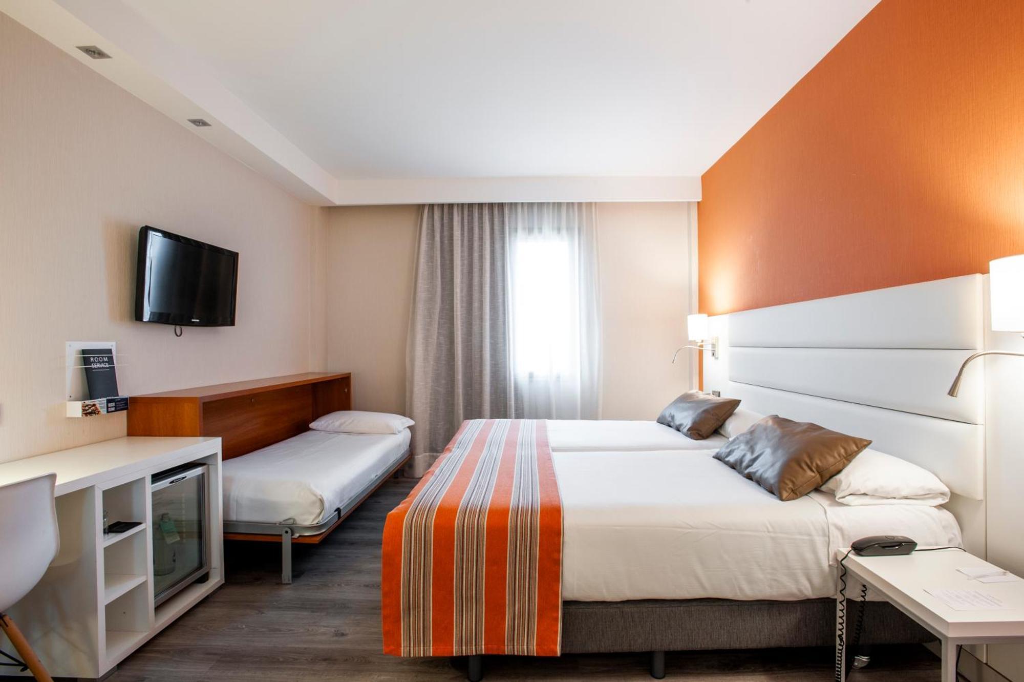 Triple Room,1363495460:JPEG