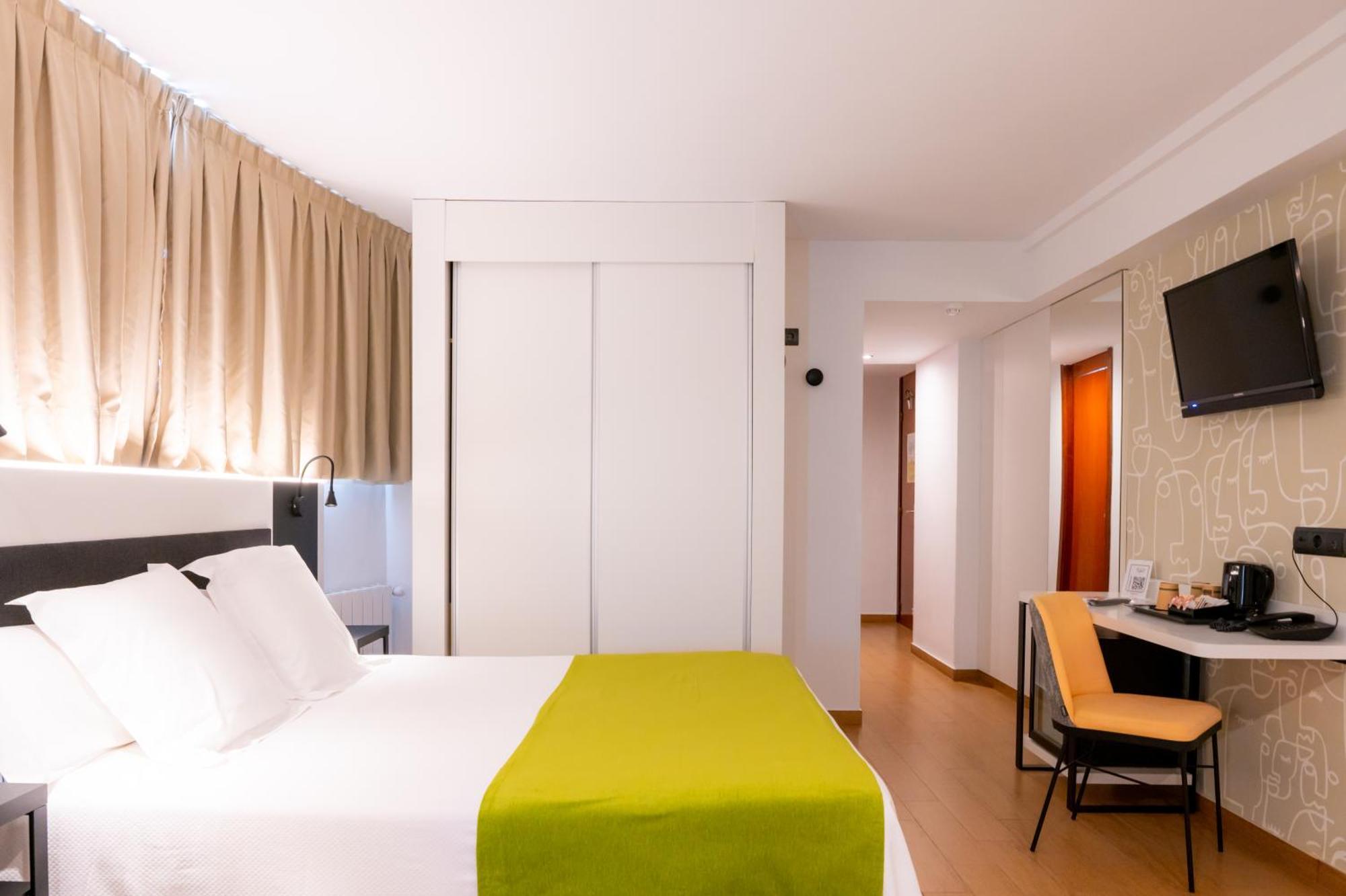 Habitación Individual con balcón
