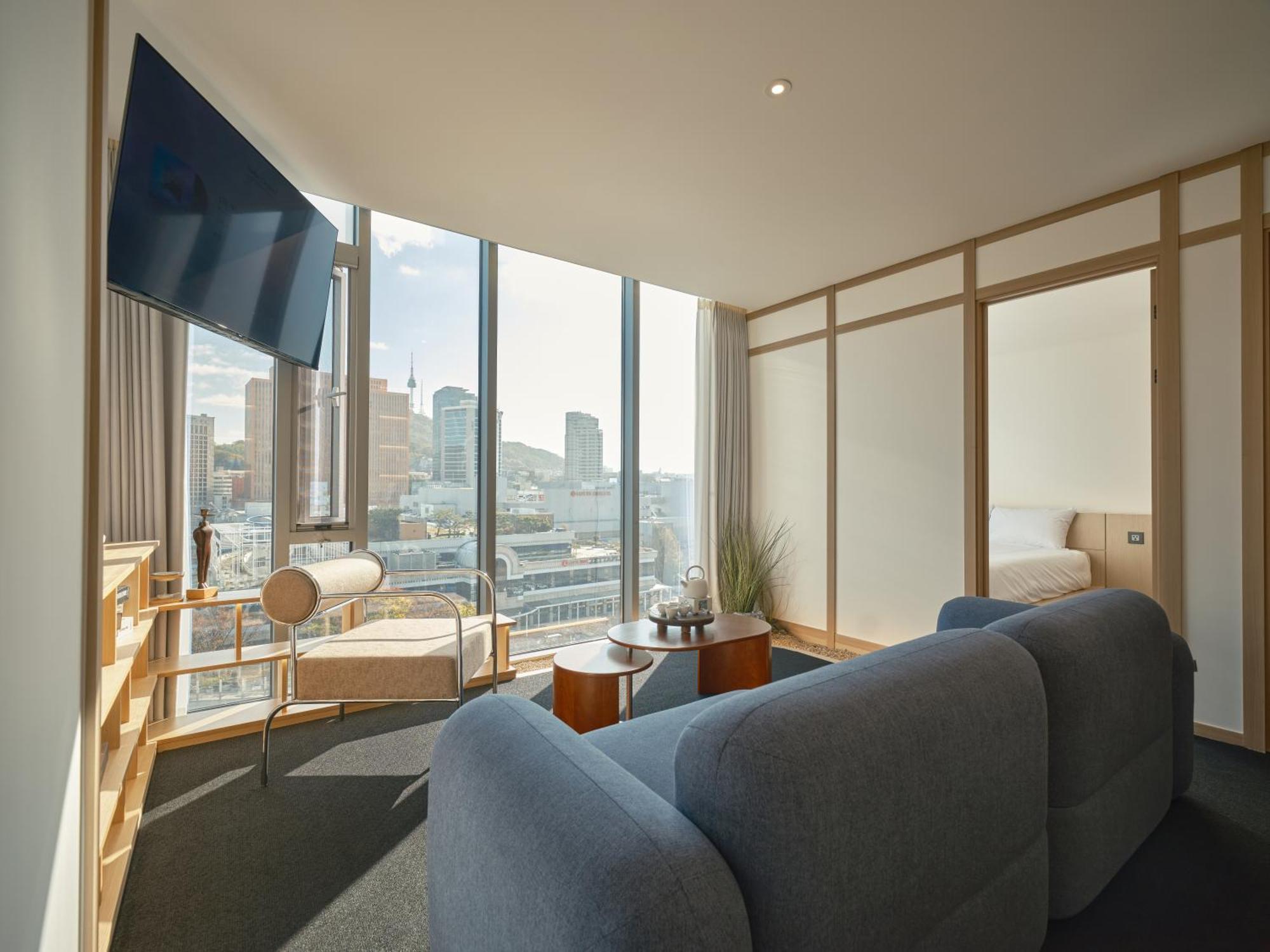 Private City Suite,1562401609:JPEG
