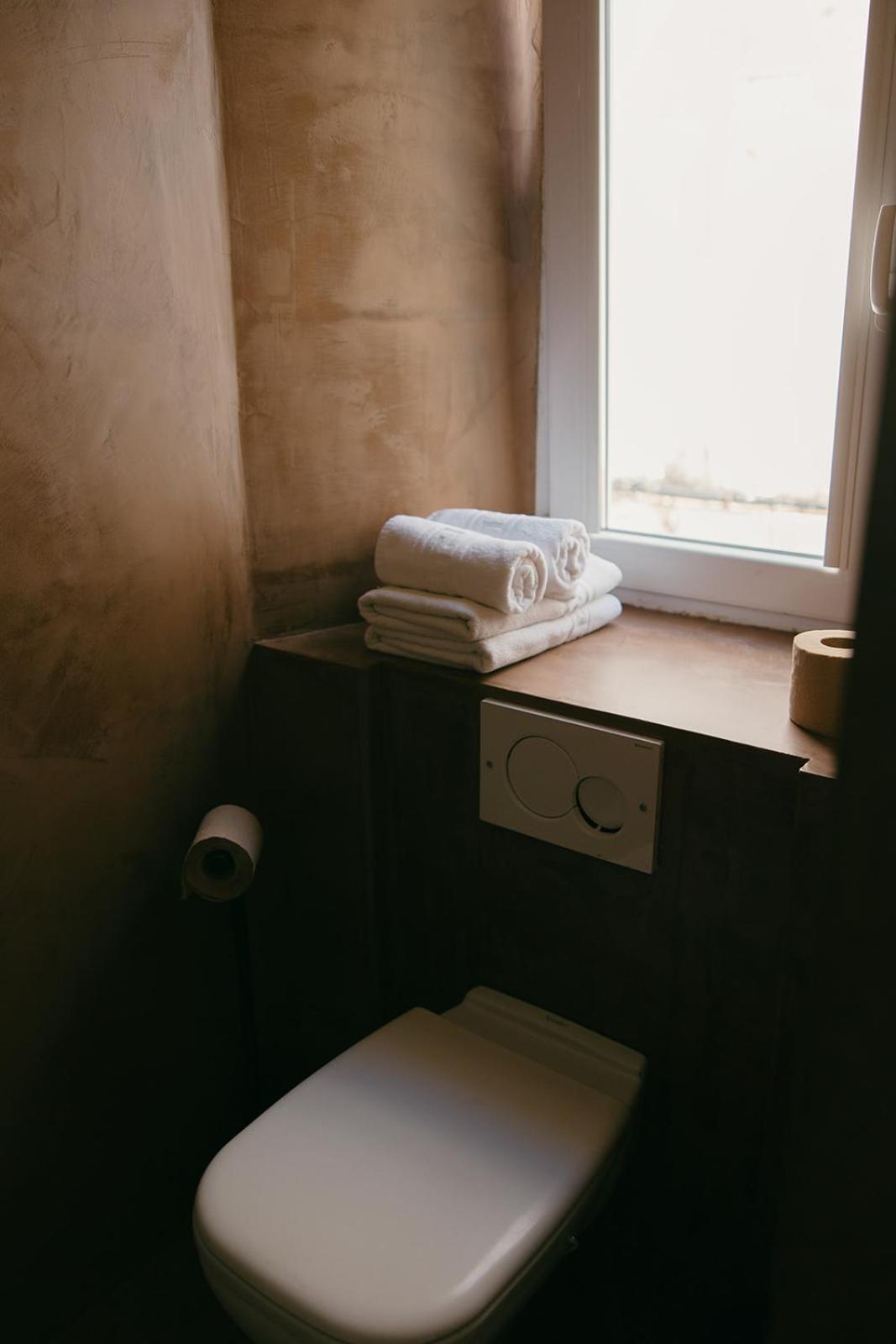Double Room Private Bathroom