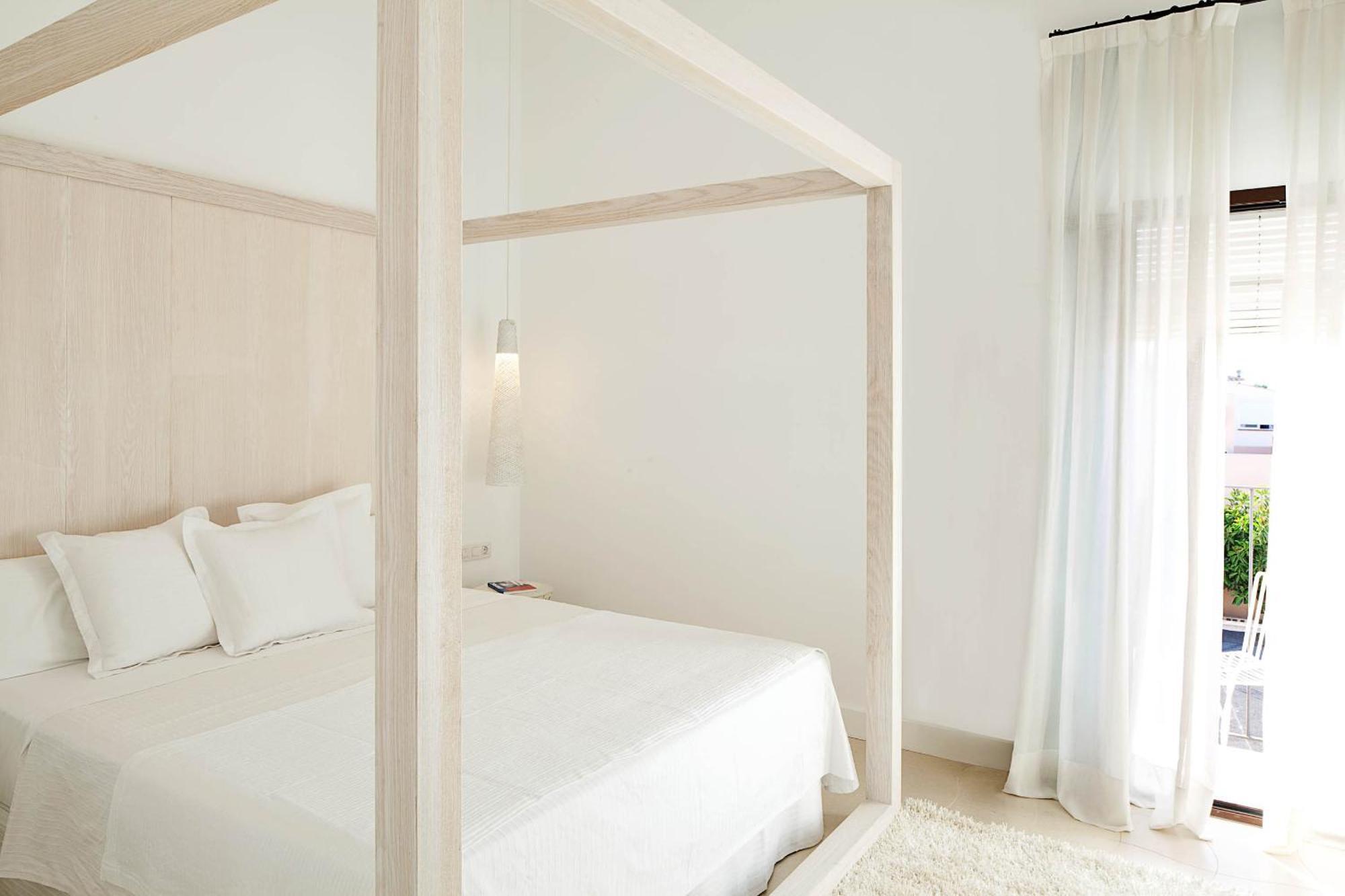Standard Double or Twin Room Spa Access