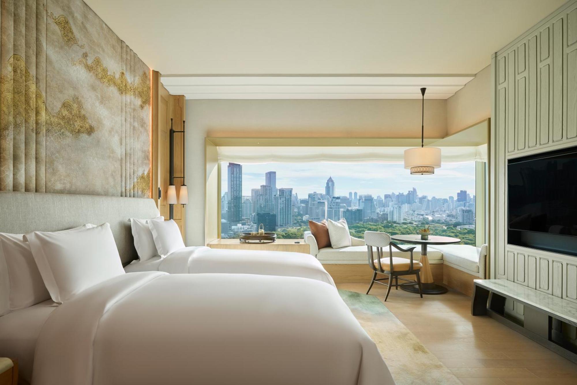 Deluxe Corner Room Twin Beds