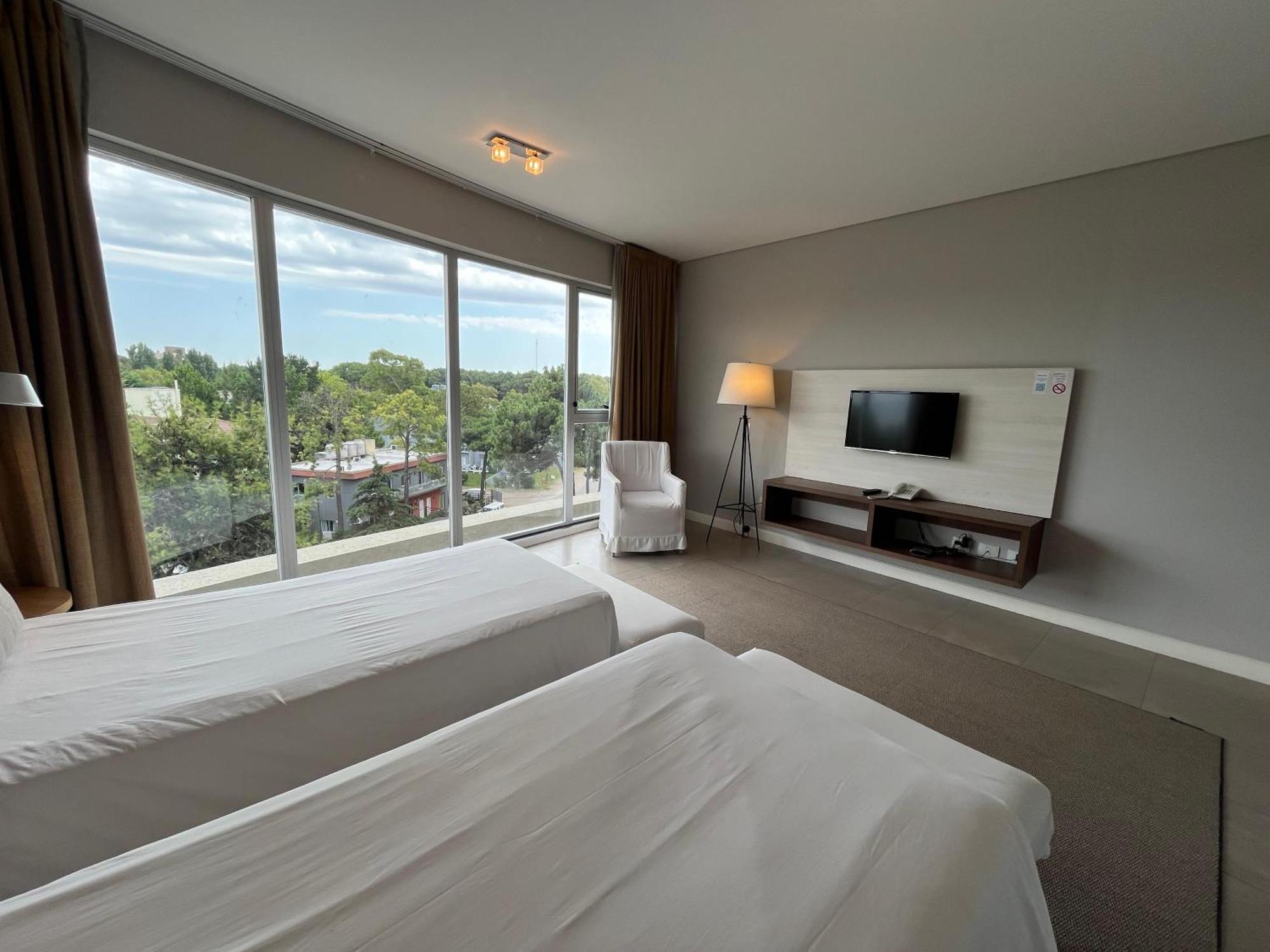 Double Room,1613695385:JPEG
