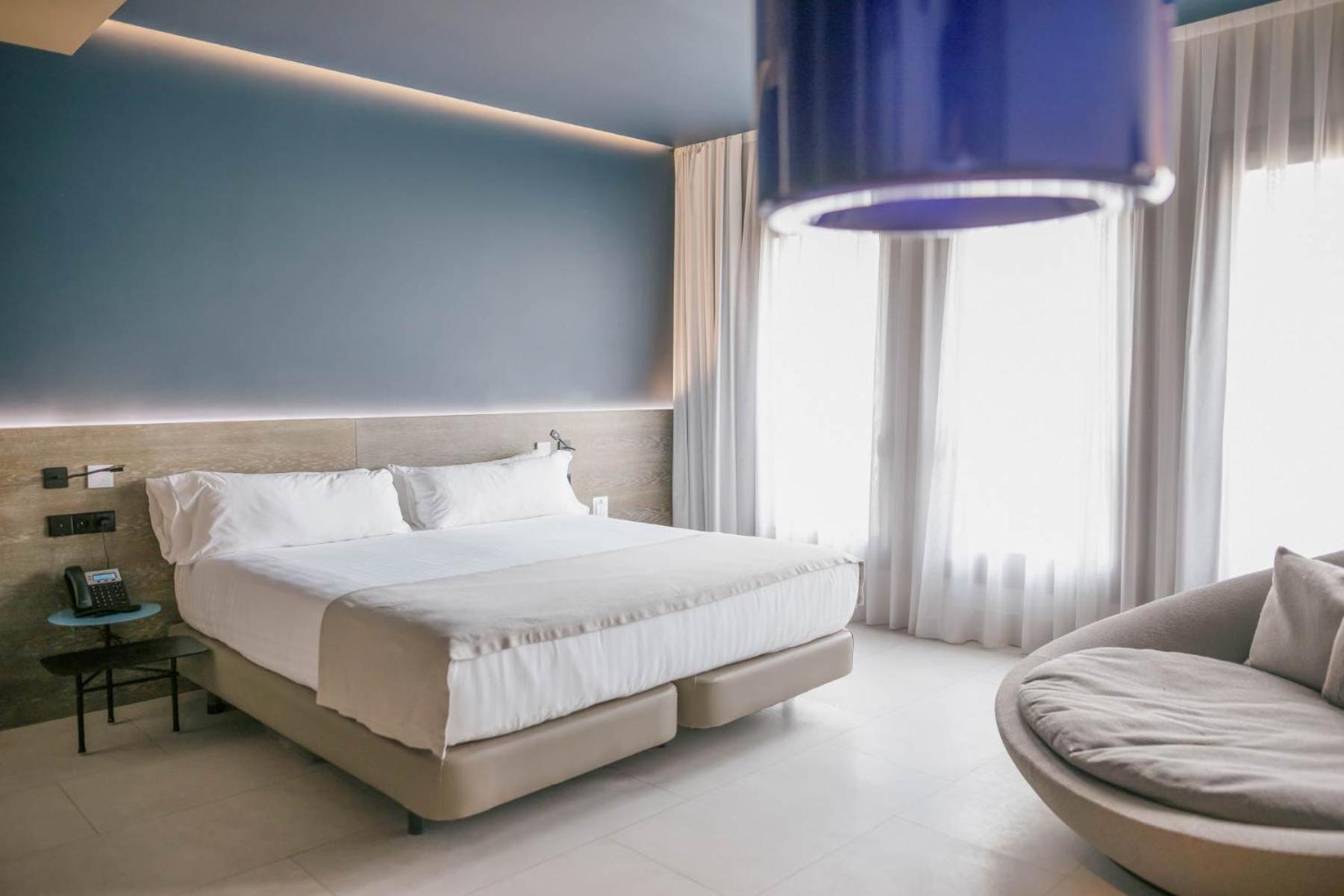Penthouse,1615398891:JPEG