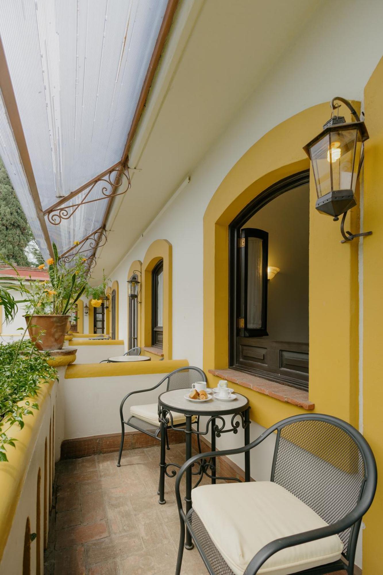 King Room with Balcony,1642308050:JPEG