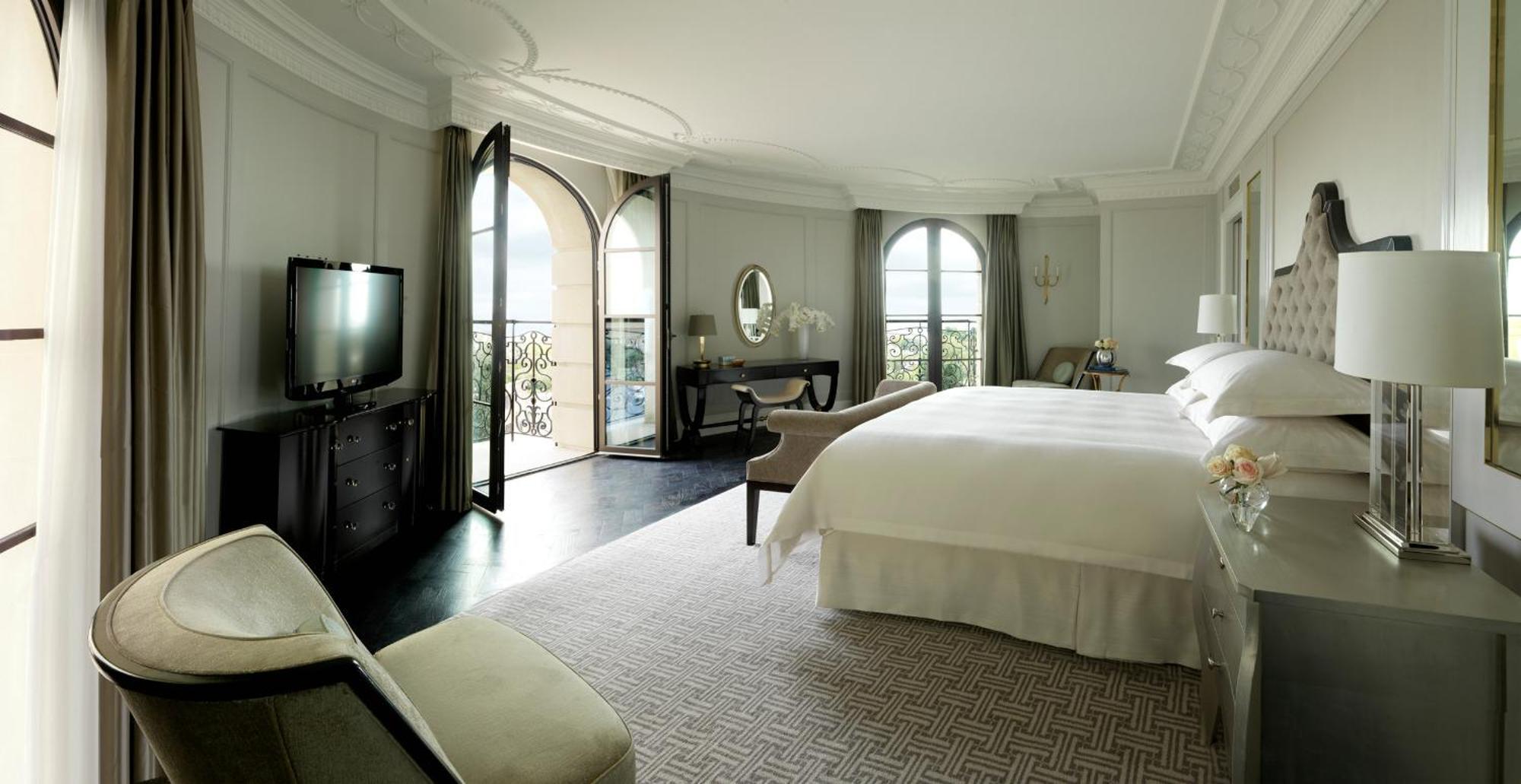 Premier Park-View Room King