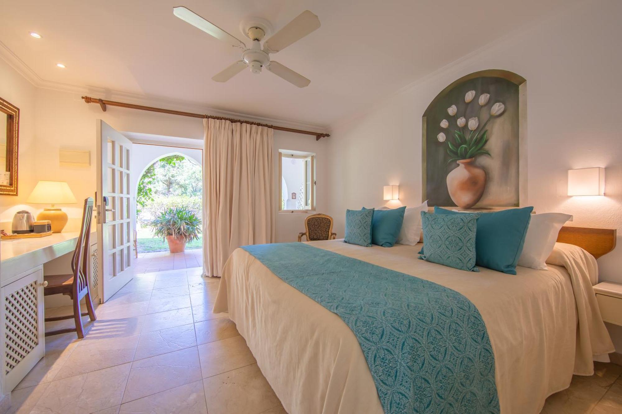 Double or Twin Room Mountain View