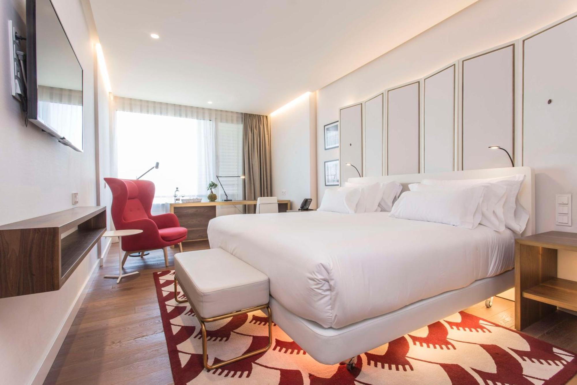 Premium Double or Twin Room with View and Terrace - VIP Level Lounge Access,1646330141:JPEG