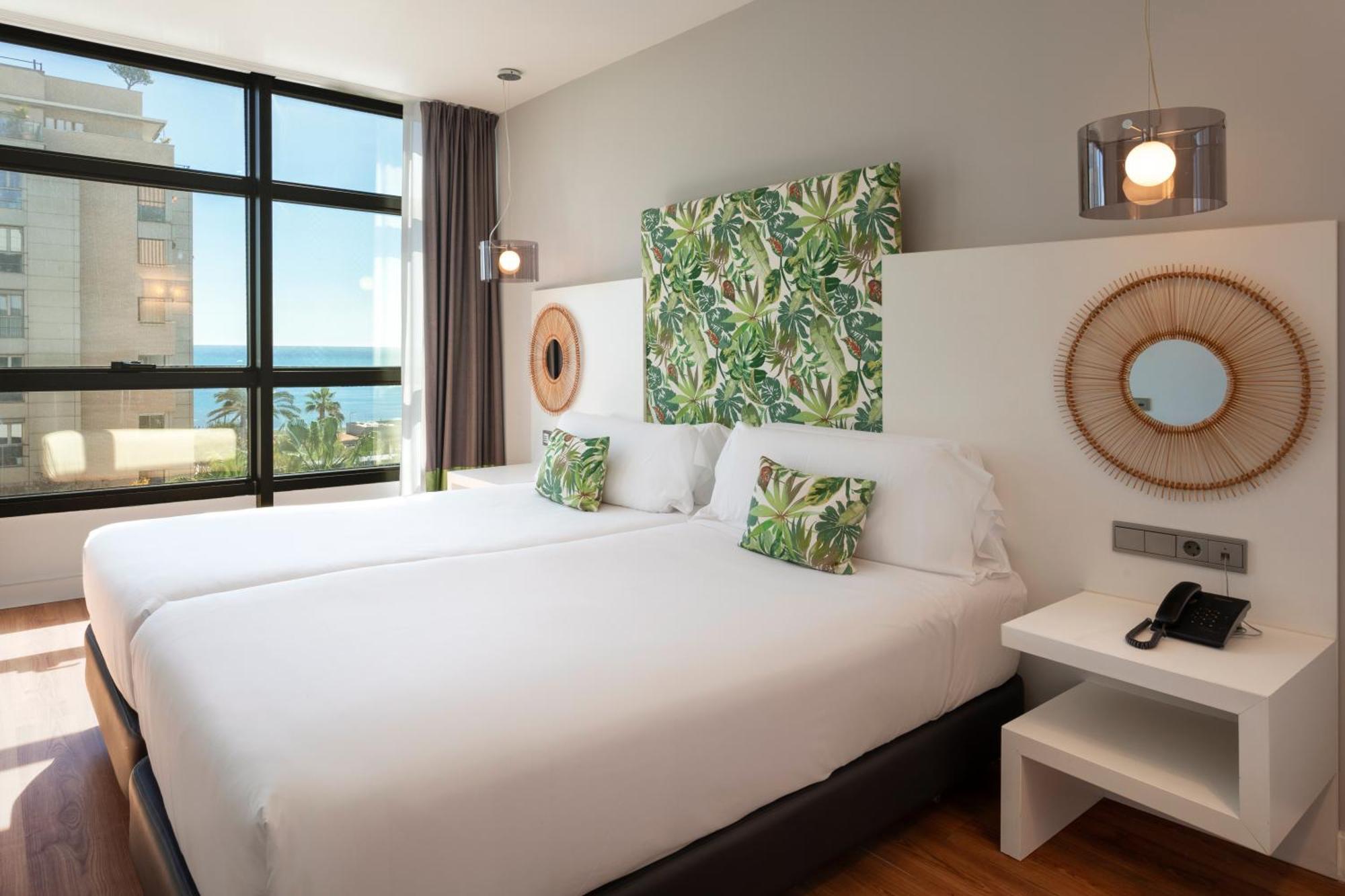 Superior Double or Twin Room with Views,1668053734:JPEG