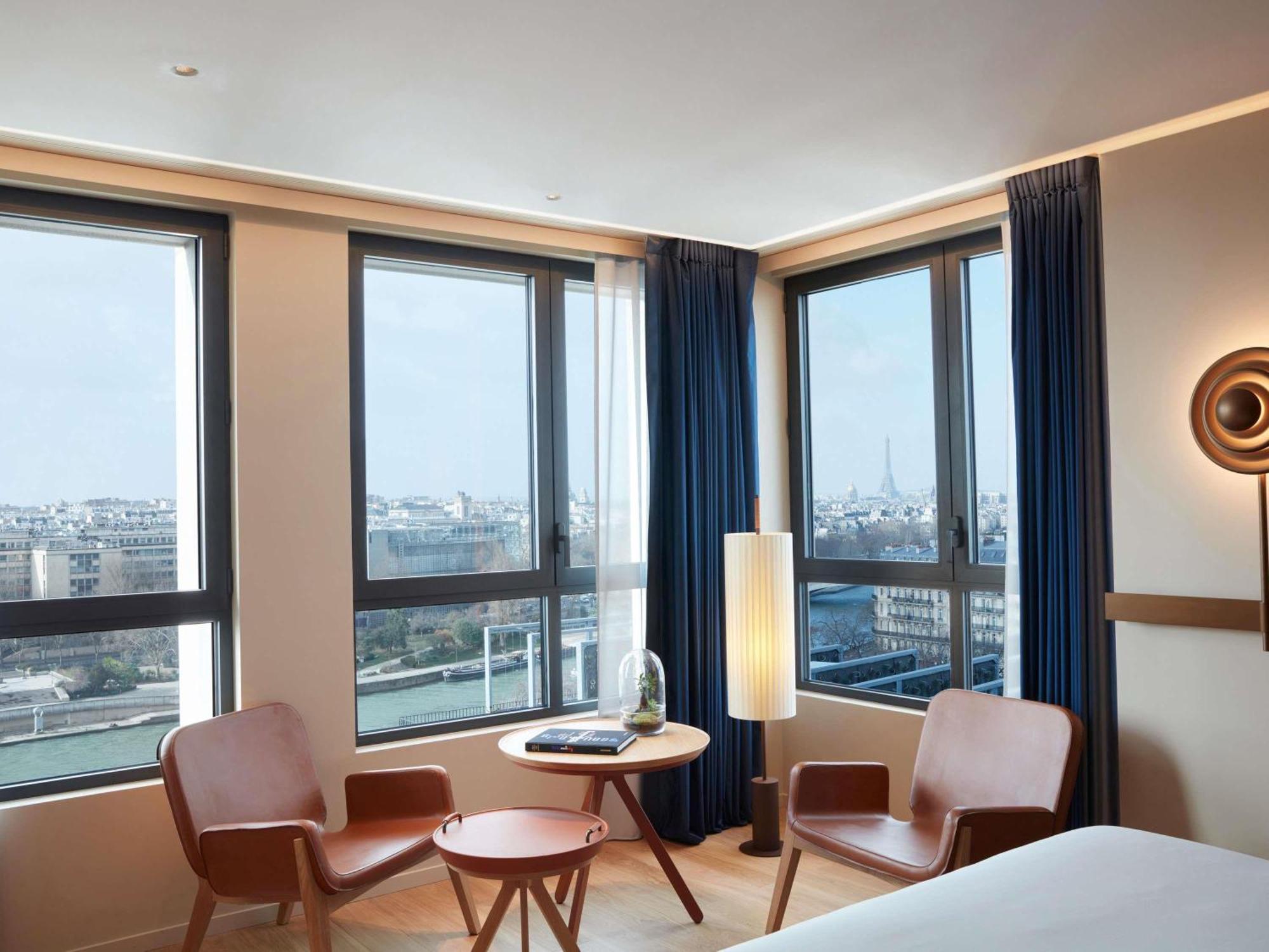 Suite Estudio Junior Panorama con vistas al río Sena y la Torre Eiffel