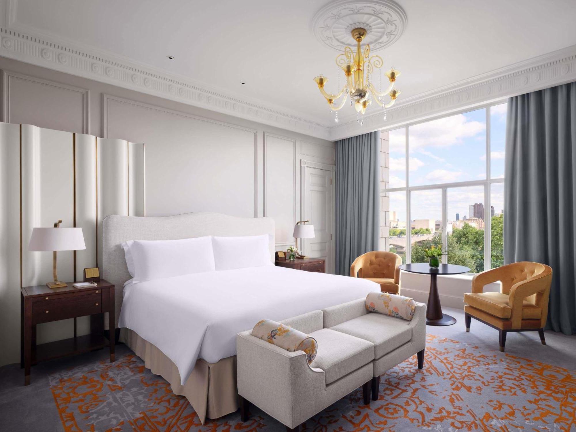 Suite Junior Doble con vistas al río - cama doble grande