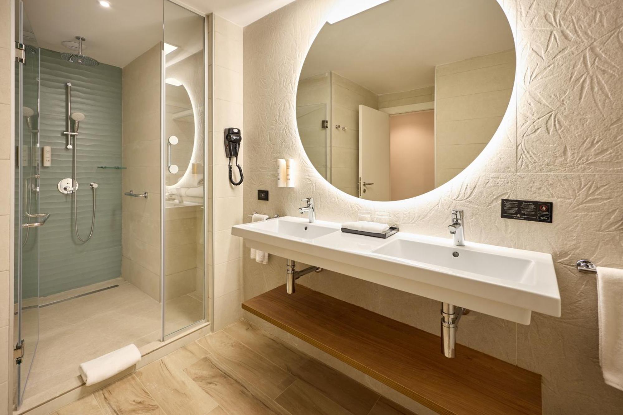 Junior Suite,1740797892:JPEG