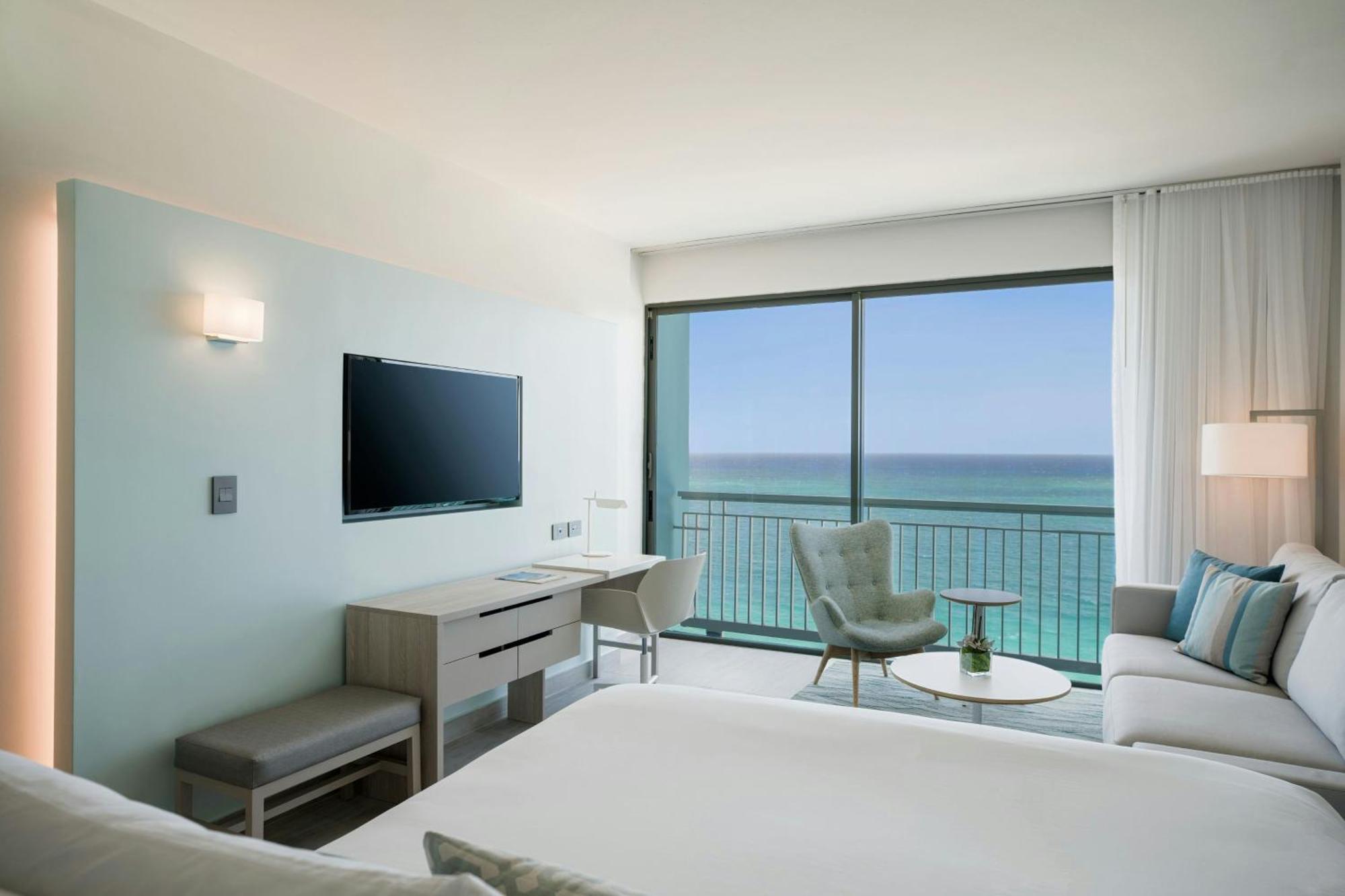Deluxe King Room Ocean View