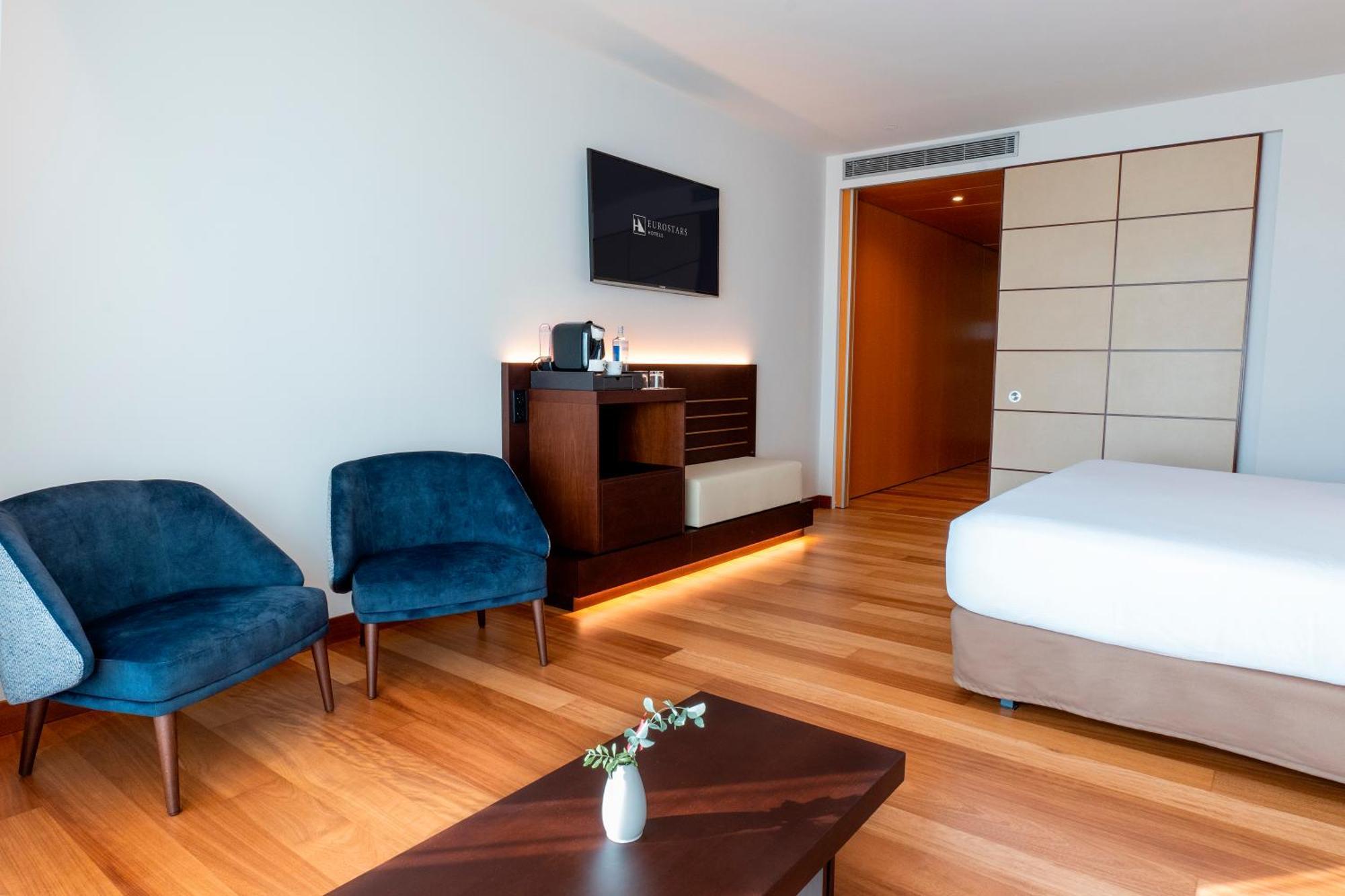 Premier Room with Balcony,1758275075:JPEG