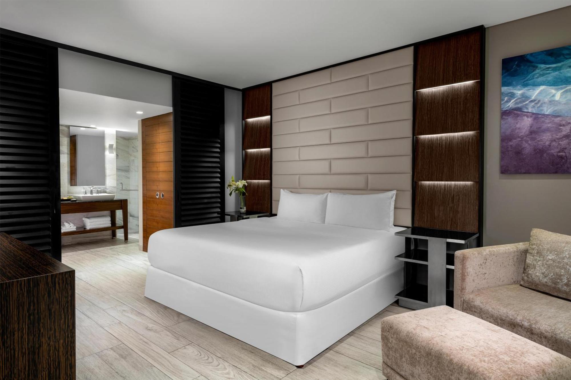 Suite Governor con terraza y bañera de hidromasaje - Frente al mar