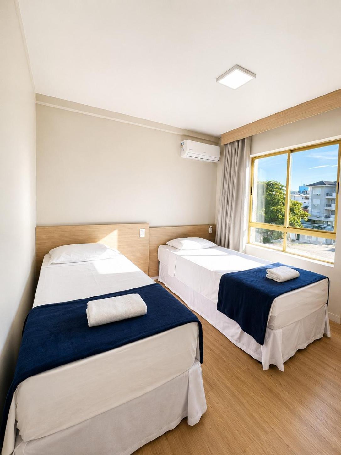 Apartamento de 2 dormitorios con vistas laterales al mar