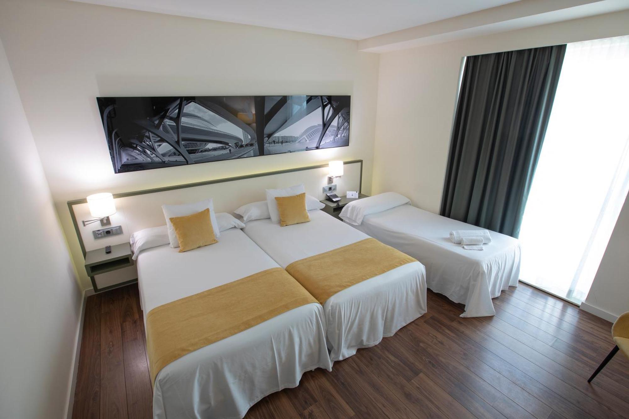 Triple Room