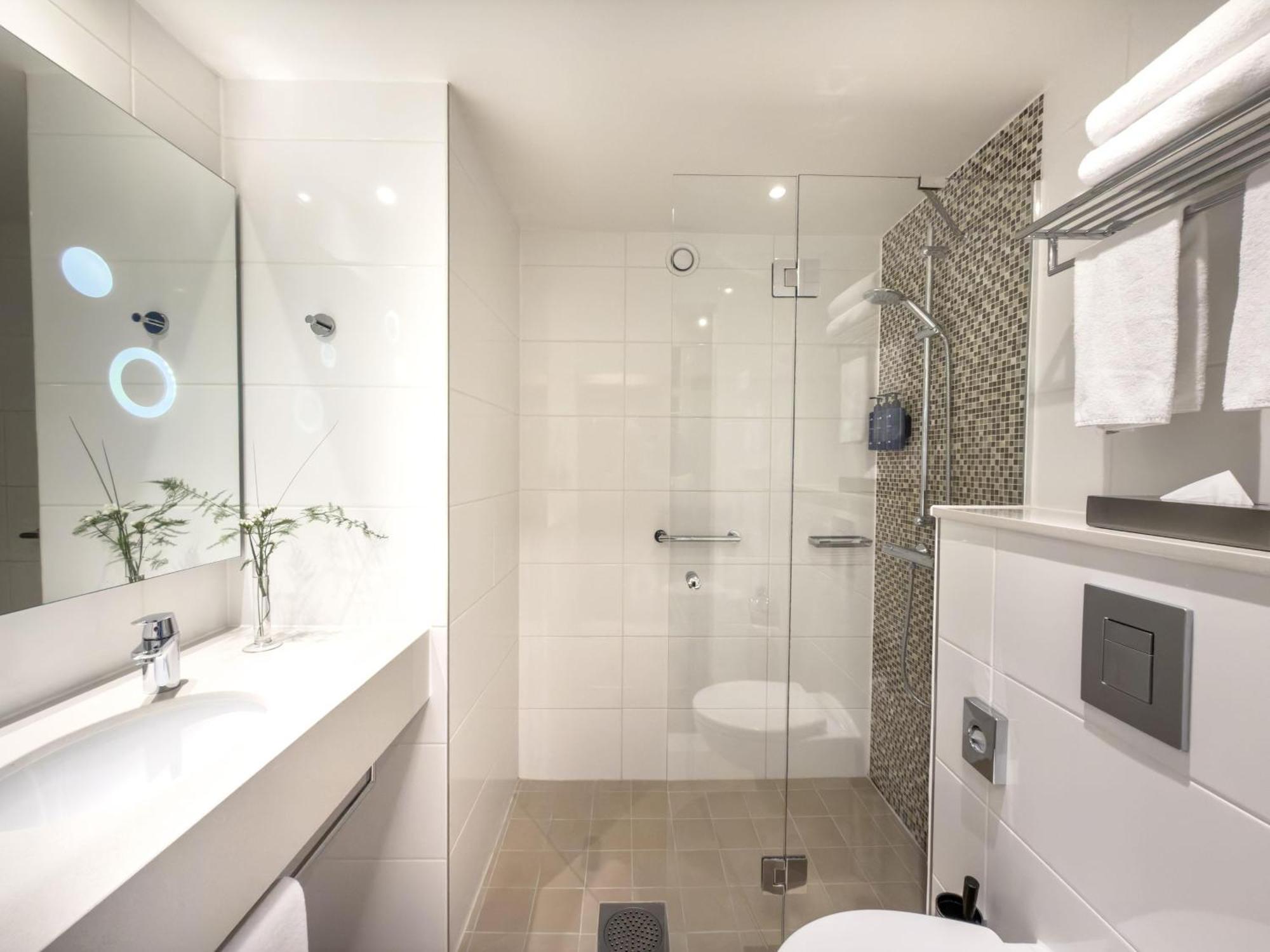 Net Zero Standard Room
