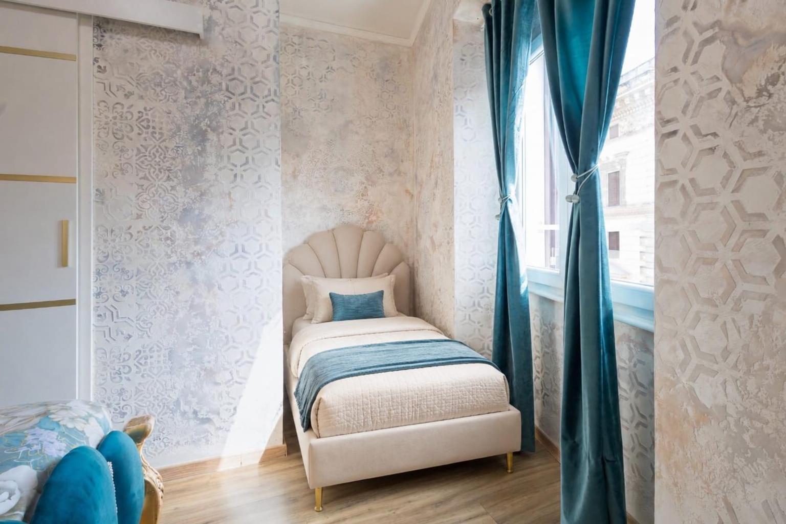 Comfort Triple Room
