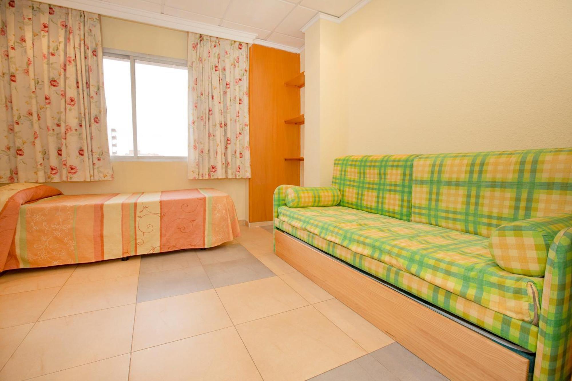 One-Bedroom Apartment,1207750942:JPEG