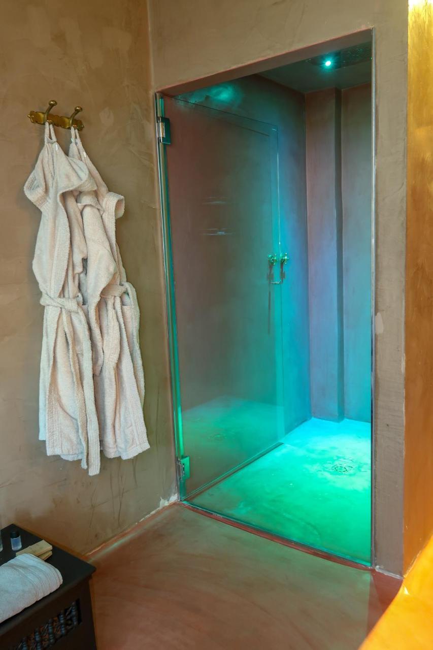 Suite with private Spa,728323162:JPEG
