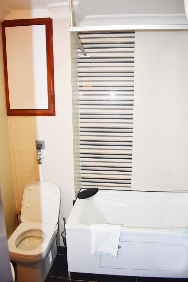 Suite Deluxe,1525135780:JPEG