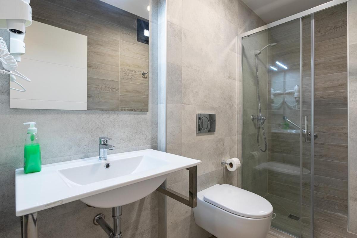 Studio Apartment,965613313:JPEG