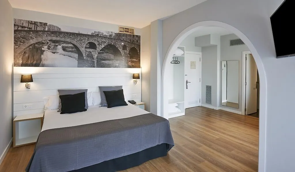 Hotel Can Pamplona-1