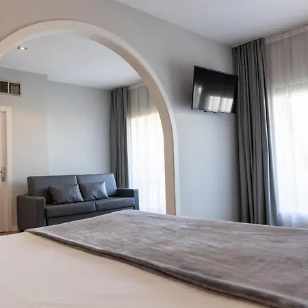 Hotel Can Pamplona-2