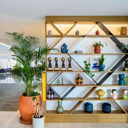 Carlton Tel Aviv Hotel - Luxury On The Beach-2