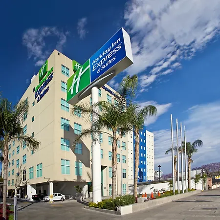 Holiday Inn Express & Suites Queretaro By Ihg-2