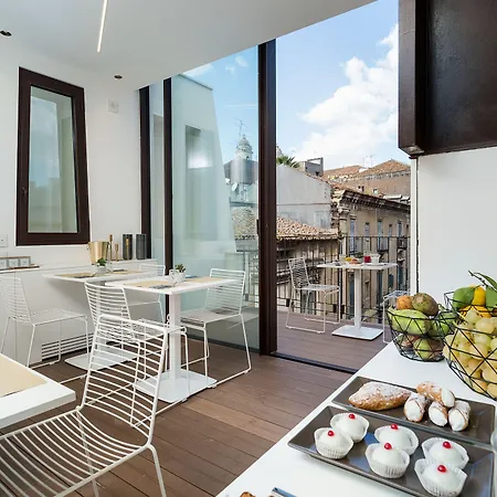 Duomo Suites & Spa-3