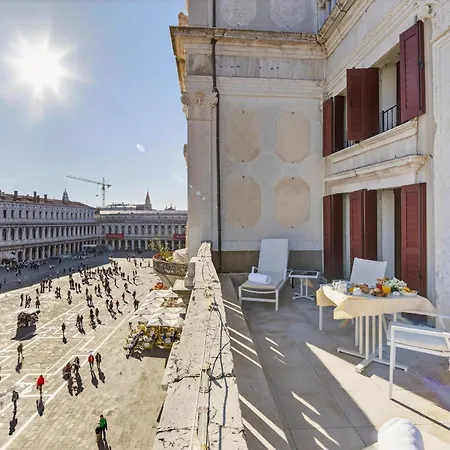 Canaletto Luxury Suites - San Marco Luxury-2