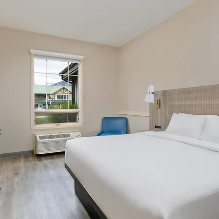 Grande Rockies Resort-Bellstar Hotels & Resorts-3