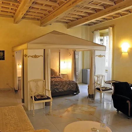 Residenza Al Corso Suites-3