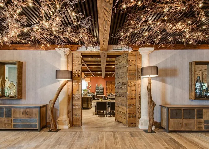 Ansares Hotel