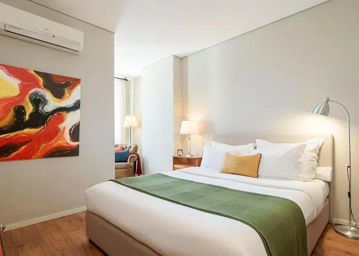 Hotel cerca del colegio: B The Guest Downtown