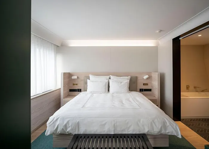 Becozy Self Check-In & Pop-Up Hotel