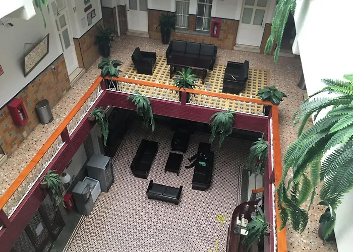 De Los Baños