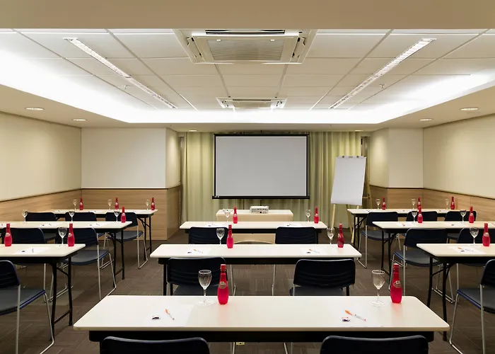 Hotel con piscina: Intercity Salvador